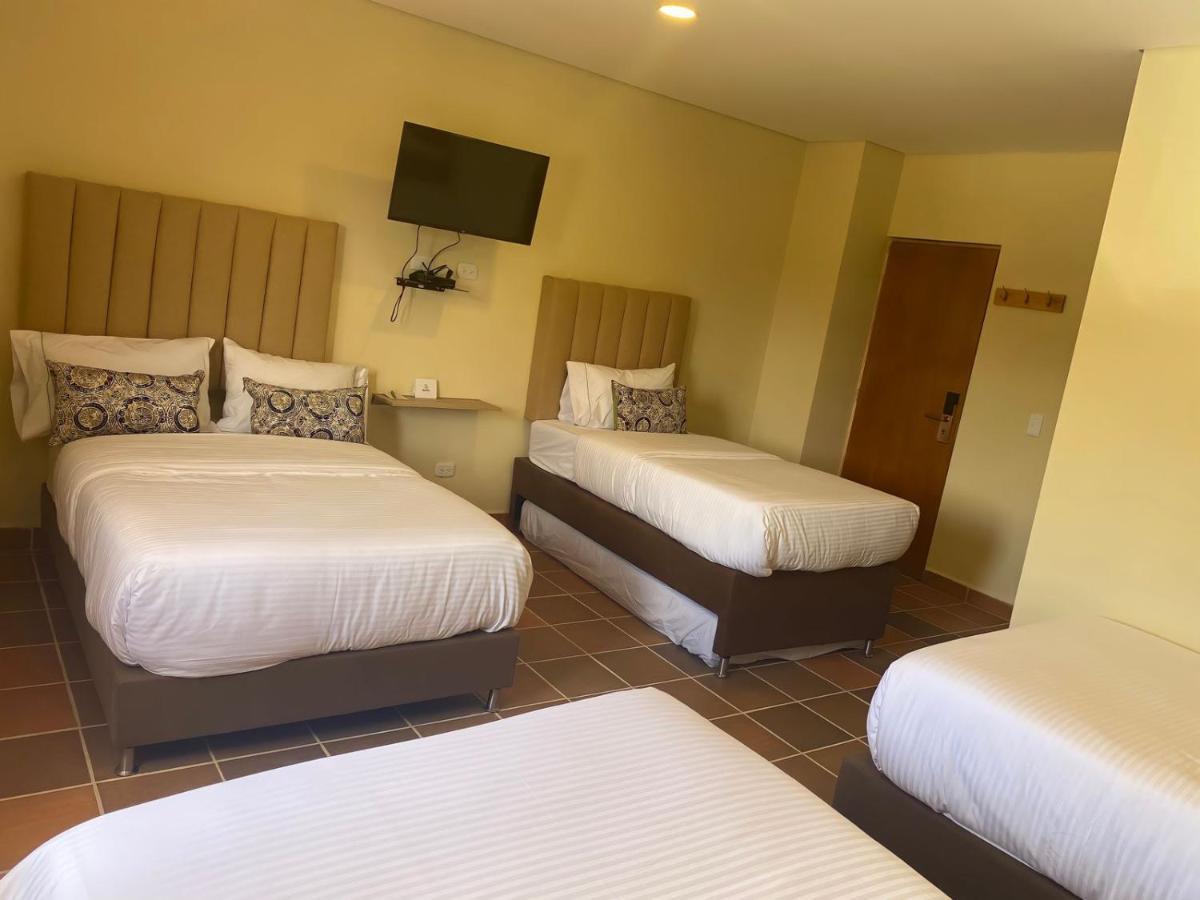 Hotel Bambu Guatape Exterior photo